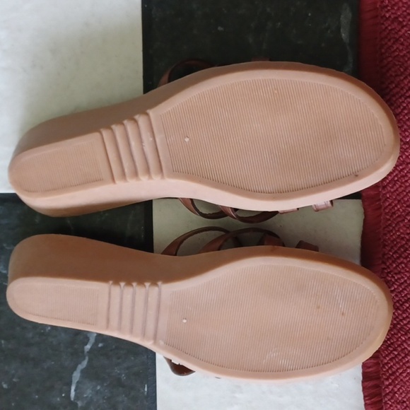 Vintage Snickers Leather Italian Slip-on Strappy Wedge Sandals, NWOT - Picture 4 of 5